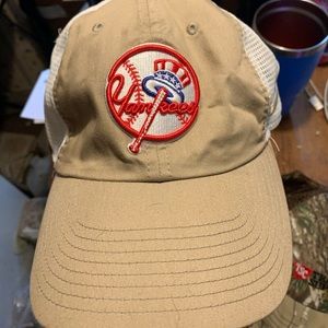 A rare Yankees trucker hat